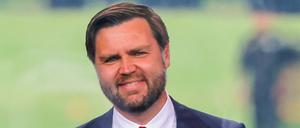 US-Vizepräsident JD Vance nimmt an einer Militärparade in Washington DC teil (Symbolbild).