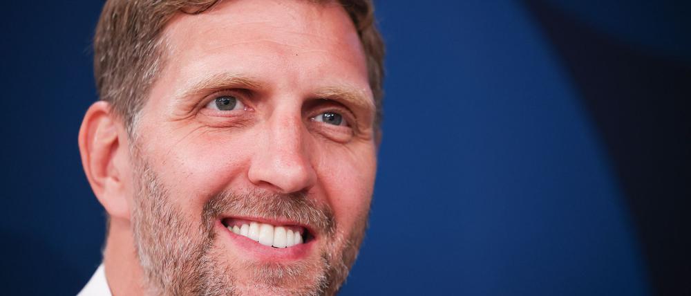 Dirk Nowitzki hat seinen Geburtstag beim Basketball gefeiert.