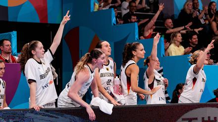 Das deutsche Team gewann zum Auftakt gegen Schweden. 