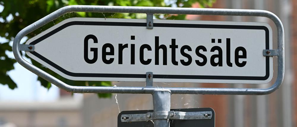 Die Hürden für offensichtlich unbegründete Klagen, die darauf abzielen, missliebige Meinungen zu unterdrücken, sollen höher werden.