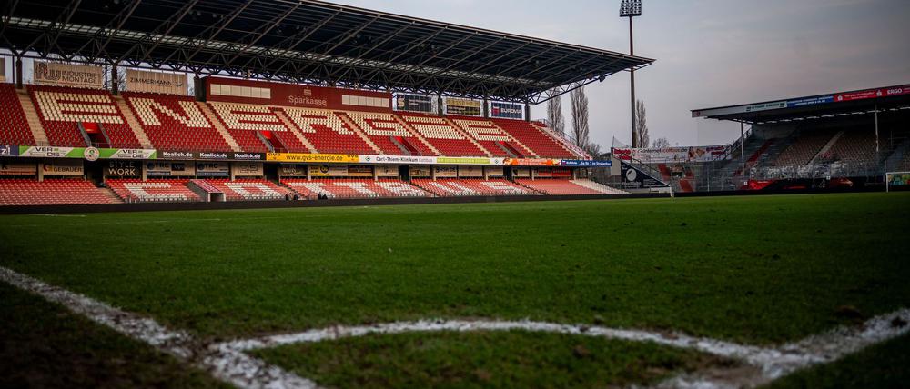 Des LEAG Energie Stadion in Cottbus kann mit Fördermitteln saniert werden.