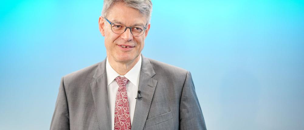 Der Minister will den Führerschein-Erwerb bezahlbarer machen