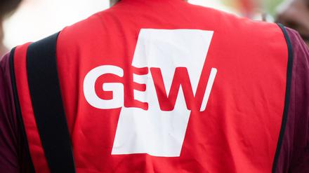 Die GEW will vorerst nicht mehr für kleinere Klassen und Entlastung an den Schulen streiken. (Archivbild)