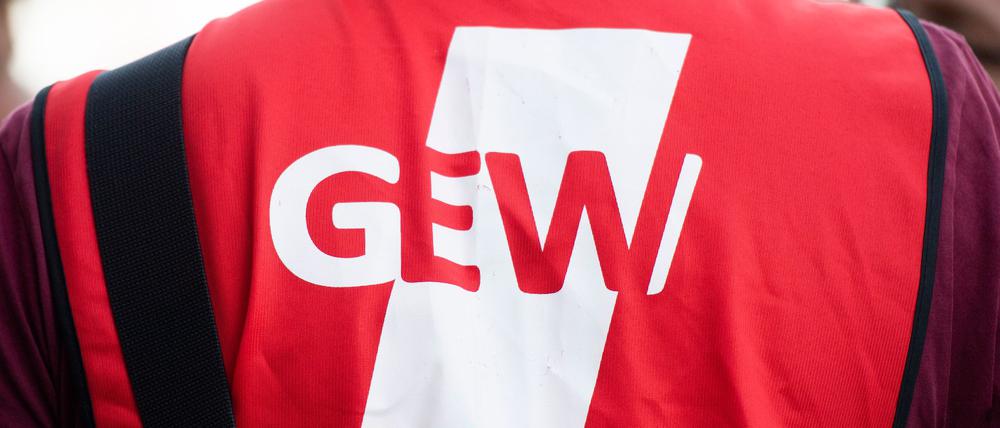 Die GEW will vorerst nicht mehr für kleinere Klassen und Entlastung an den Schulen streiken. (Archivbild)