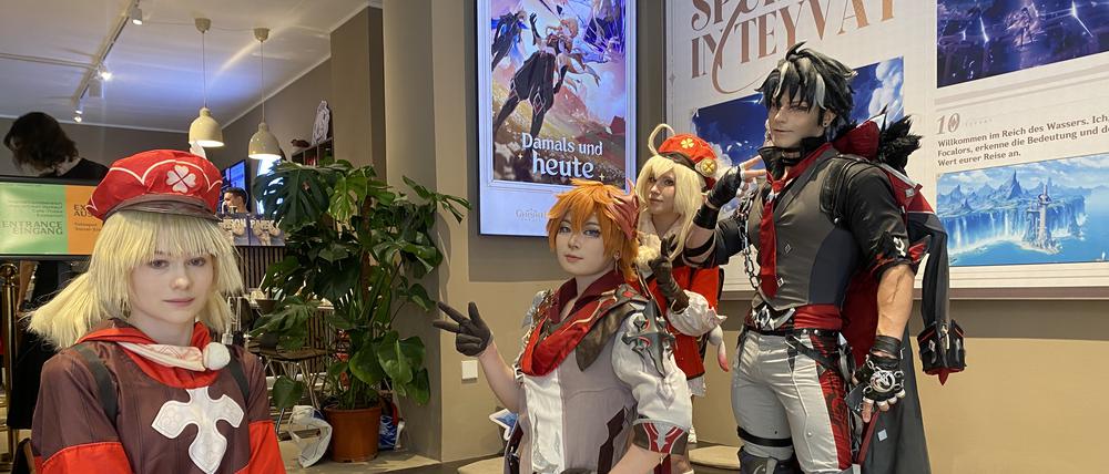 Cosplayer aus der ganzen Welt kamen zur Eröffnung.