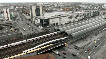 Rathaus, Bahnhof, Arcaden - und die Klosterstraße.
