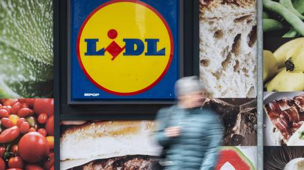 Das Unternehmen Tillman's ruft eine bestimmte Wurstart zurück, der den Angaben zufolge bei Lidl verkauft wurde. (Archivbild)
