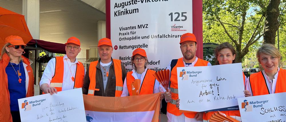 Schon am 13. Mai 2025 streikten die Ärzte der Vivantes-Reha einen Tag.