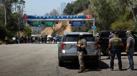 Die Los Angeles Dodgers ließen Beamte nicht in ihr Stadion.