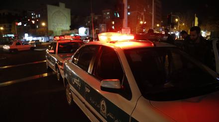 Eine Polizeistreife in Teheran