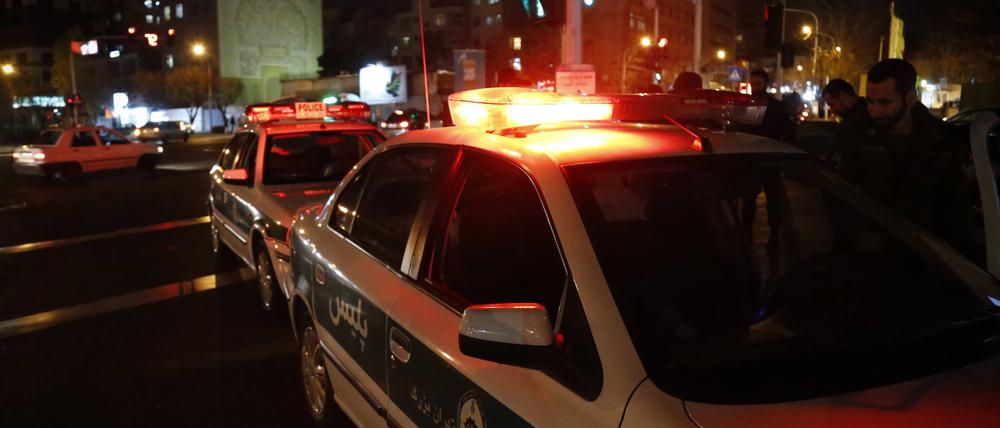 Eine Polizeistreife in Teheran