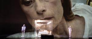 „Lash“ von Rebecca Saunders Sarah Maria Sun, Anna Prohaska und Noa Frenkel.