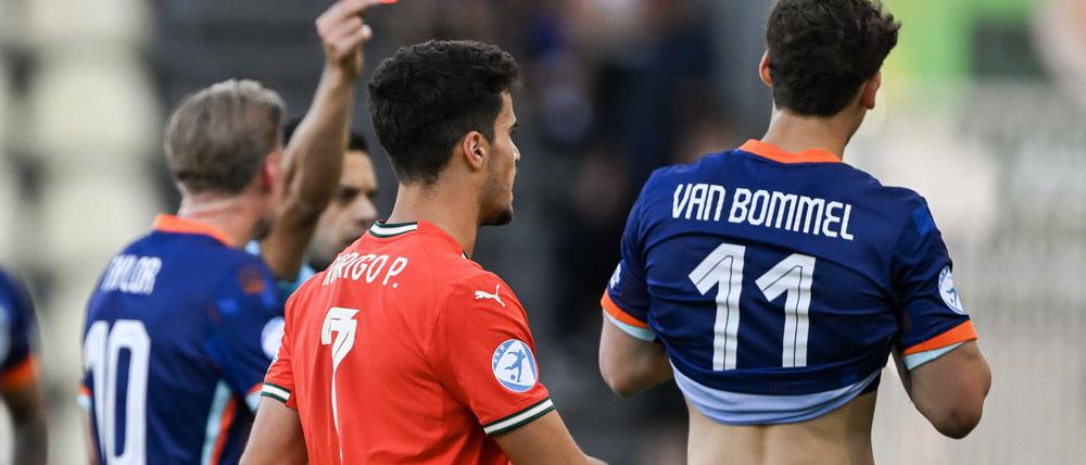 Rot für van Bommel: Bei der U21-EM werden Erinnerungen wach.