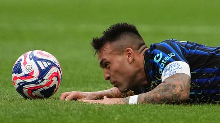 Erst am Boden, dann Torschütze zum 1:1: Inter Mailands Lautaro Martinez.