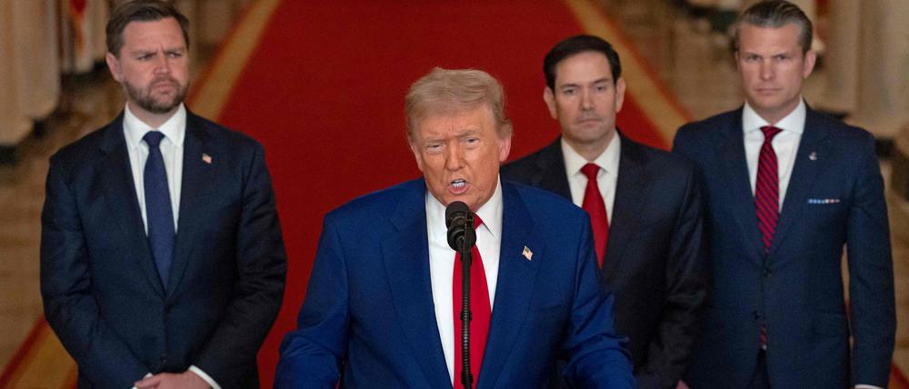 Donald Trump verkündet den Einsatz im Iran