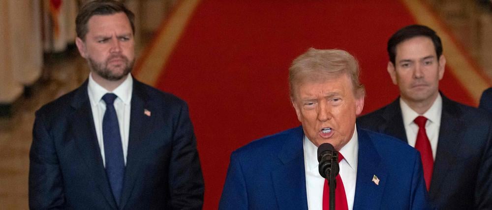 Donald Trump verkündet den Einsatz im Iran