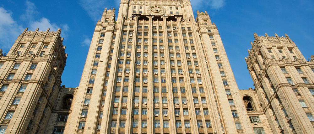 Das russische Außenministerium hat auf die US-Angriffe auf iranische Atomanlagen ablehnend reagiert. (Archivbild)