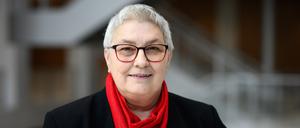 Elke Hannack, Mitglied im Geschäftsführenden Bundesvorstand und stellvertretende Bundesvorsitzende des DGB,  fordert eine Personal-Offensive im Öffentlichen Dienst. 