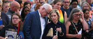 Der Demokrat, Gouverneur Tim Walz, und seine Frau Gwen. 