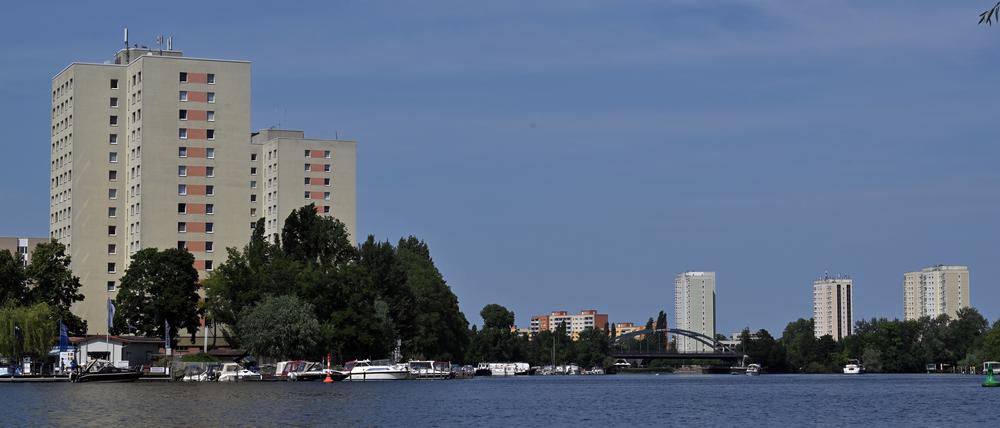 Die Havel fließt durch Potsdam. Bald könnte es wieder ein Wasserentnahmeverbot geben.
