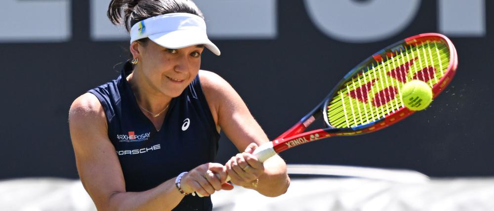 Eva Lys gab in Bad Homburg auf. Billie-Jean-King-Cup-Coach Rainer Schüttler gab leichte Entwarnung.