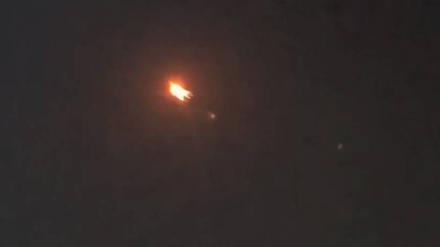 Iran launches missile strike on US base in Qatar, citing retaliation for aggression DOHA, QATAR - JUNE 23: A screen grab taken from a video shows missiles over Doha, Qatar after Iran has launched an operation targeting a U.S. base in Qatar on June 23, 2025. Stringer / Anadolu Doha Qatar. Editorial use only. Please get in touch for any other usage. PUBLICATIONxNOTxINxTURxUSAxCANxUKxJPNxITAxFRAxAUSxESPxBELxKORxRSAxHKGxNZL Copyright: x2025xAnadoluxStringerx