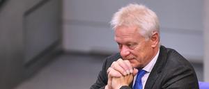 Alois Rainer, Bundesminister für Landwirtschaft, Ernährung und Heimat, will an den Mindestlohn für Saisonarbeiter ran.