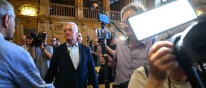 Jürgen Elsässer, Compact-Chefredakteur, nach dem Urteil im Bundesverwaltungsgericht in Leipzig.