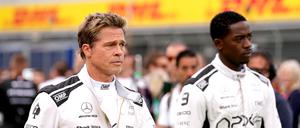 Haudegen Sonny (Brad Pitt, links) sollen dem Newcomer Joshua (Damson Idris) zeigen, wie man in der Formel 1 gewinnt.