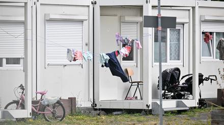 Auf dem Tempelhofer Feld soll es künftig noch mehr Geflüchtetenunterkünfte geben. 