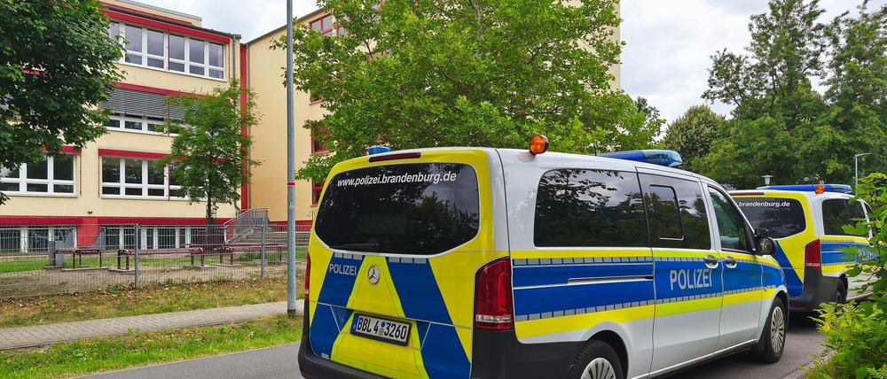 Nach Angaben der Polizei soll zuvor eine Schülerin (14) das Gas in der Pause im Haupttreppenflur versprüht haben. 