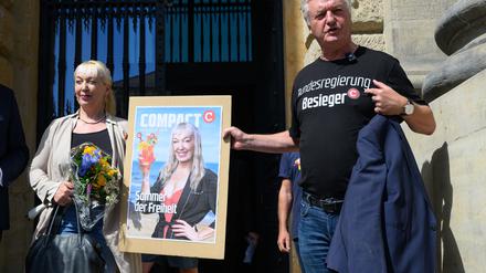 Jürgen Elsässer, „Compact“-Chefredakteur, neben seiner Ehefrau Stephanie Elsässer.