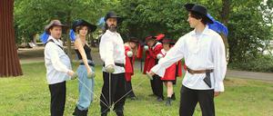 Probenfoto der Inszenierung „Die drei Musketiere“, die am 26. Juni Premiere hat.