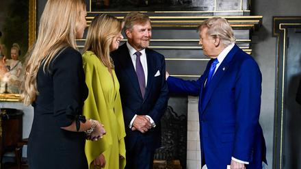 Donald Trump trifft das niederländische Königshaus.