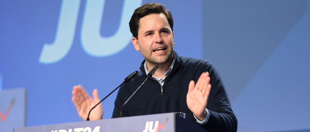 JU-Chef Johannes Winkel kritisiert die Haushaltspläne von Schwarz-Rot. (Archivfoto)