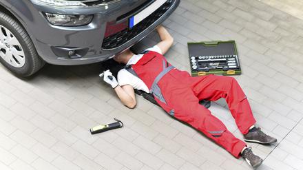 Wer selbst gern am Auto schraubt oder einen Profi kennt, kann sich bei Autodoc die Teile bestellen.