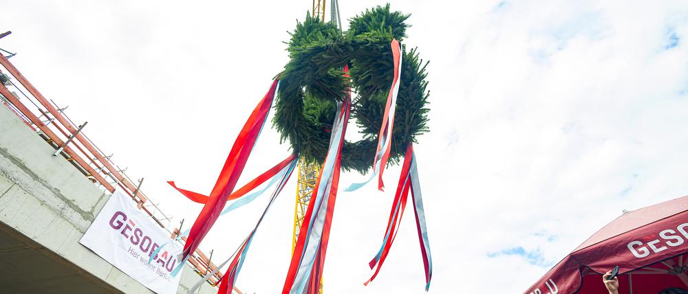 Gesobau-Richtfest fürs neue Azubi-Wohnquartier in Alt-Wittenau.