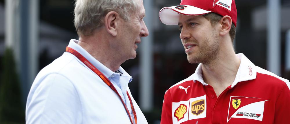 Sebastian Vettel (r) und Helmut Marko verstehen sich noch immer bestens.