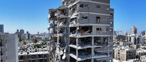Zerstörungen in Bat Yam nach einem iranischen Angriff.