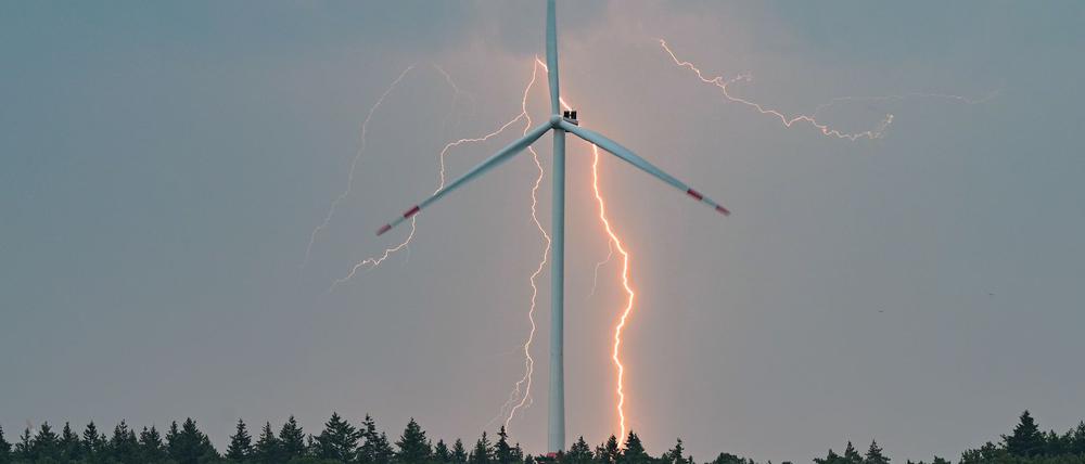Der Deutsche Wetterdienst rechnet wieder mit Gewitter und Sturm in der Hauptstadtregion.