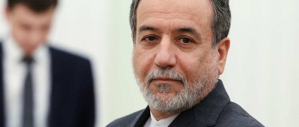Der Iran prüft laut Außenminister Araghtschi, ob erneute Gespräche mit den USA im nationale Interesse sind.