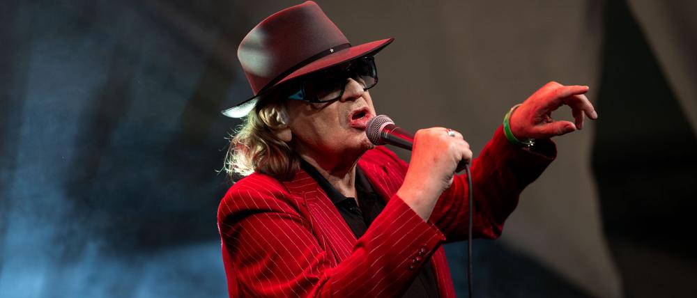 Eigentlich ist Udo Lindenberg gegen Krieg jeder Art, also Pazifist. Doch in diesen Zeiten sei eine Aufrüstung Deutschlands trotzdem nötig, findet er.
