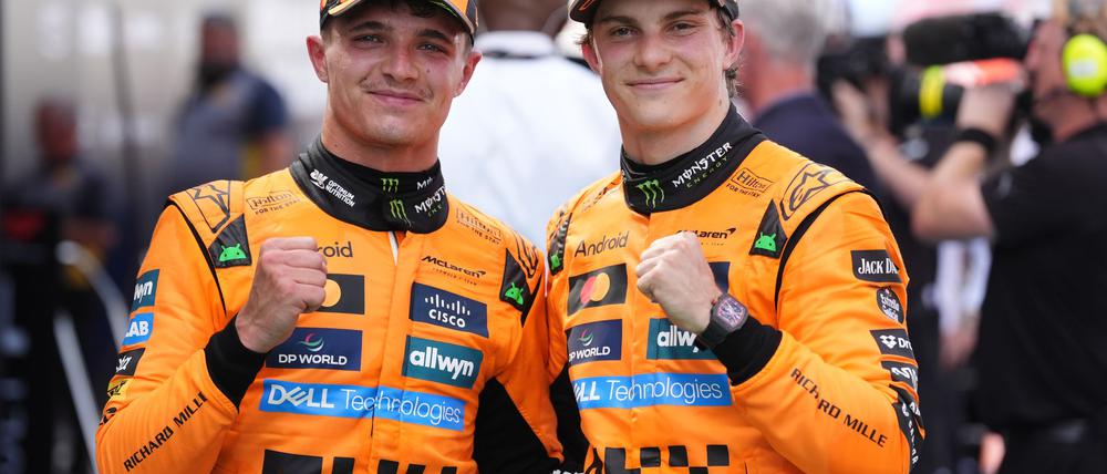 Bitte nicht crashen: die WM-Rivalen Lando Norris (l) und Oscar Piastri.
