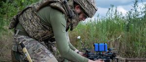 Ein Drohnen-Operator der Ukraine.
