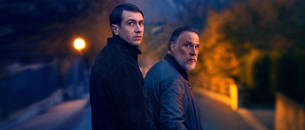 Yohan (Bastien Bouillon, l) und sein Kollege Marceau (Bouli Lanners) im Film „In der Nacht des 12.“ 
