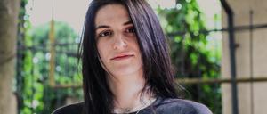 Die 21-jährige Ukrainerin Sasha Katzman im queeren Shelter von Odessa. 
