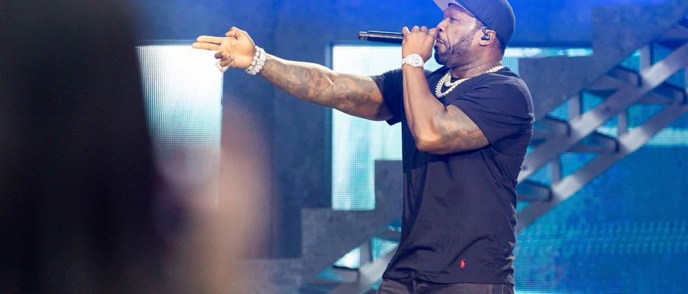 50 Cent, der mit bürgerlichem Namen Curtis Jackson heißt, gilt als einer der erfolgreichsten Rapper der Welt und spielte auch schon in mehreren Filmen mit.