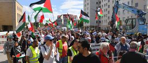An dem Protestzug von Tempelhof nach Kreuzberg nahmen laut Polizei 400 Menschen teil.