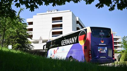 Die deutschen Fußballerinnen beziehen am Montag ihr EM-Quartier in der Schweiz.