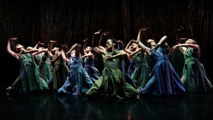 Performance "Turning of Bones", Foto: Jeanette Bak